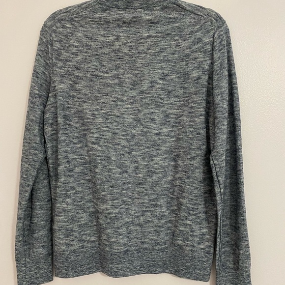 Banana Republic Men’s Sweater - Picture 4 of 4